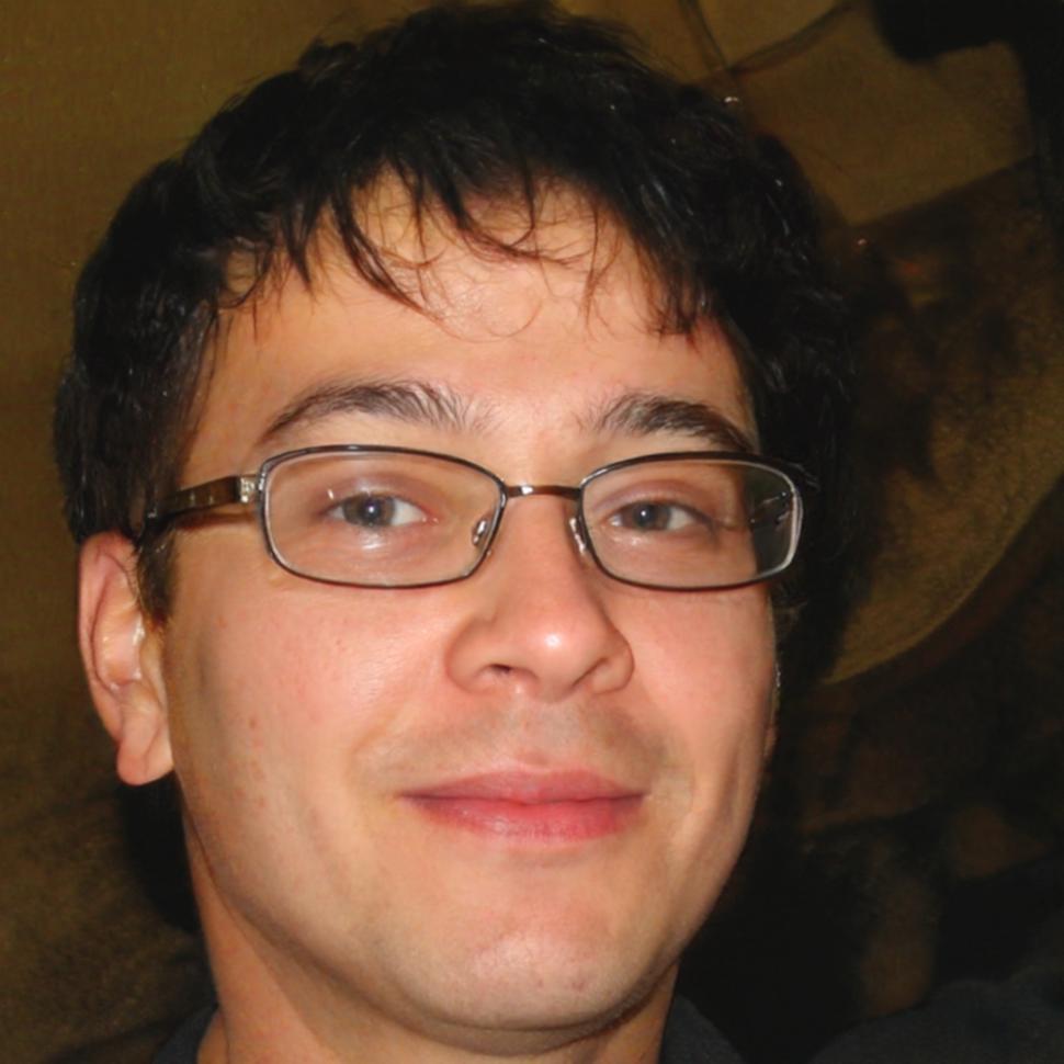 Portrait de Loïc Arnault, formateur senior en analyse financière